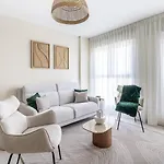 Ar11 Stylish Flat In Perfect Location 아파트 *