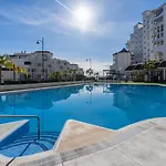 아파트 Ar11 Stylish Flat In Perfect Location 에스테포나